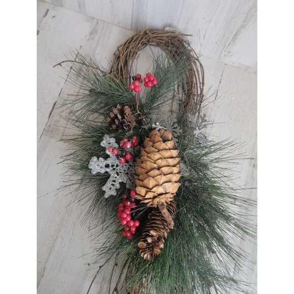 Enchanted Forest hanging unique wreath Pinecone pine tree froth home decor - Picture 2 of 13